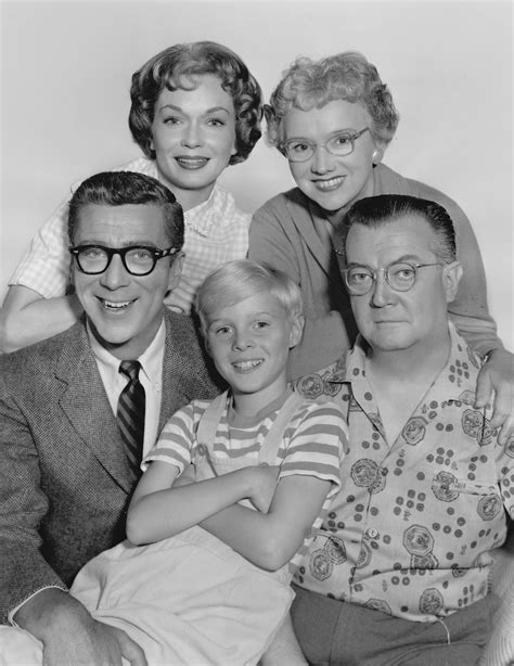 dennis the menace tv cast